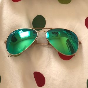 Ray Ban Aviator Sunglasses